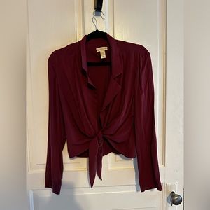 Burnt orange/burgundy silence + noise front tie top